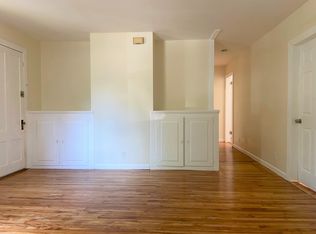 53 Fruit St APT 1, Worcester, MA 01609