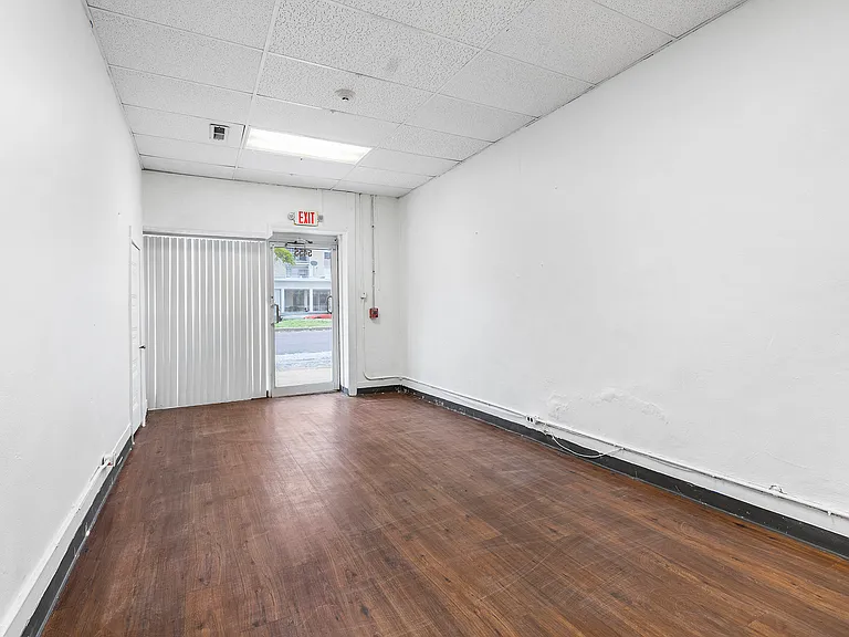Forest Park Apartments — Photo 25