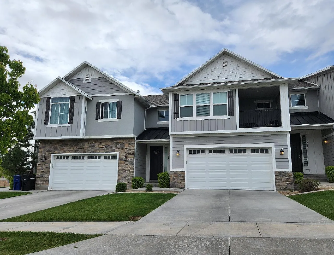 4 bed, 2.5 bath, 1886 sqft, $2,450 — Photo 1