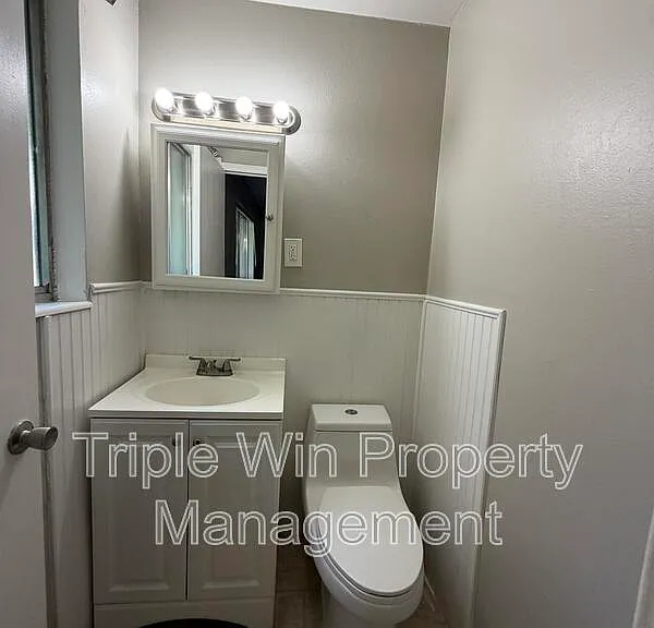 762 Del Marco Dr — Photo 23