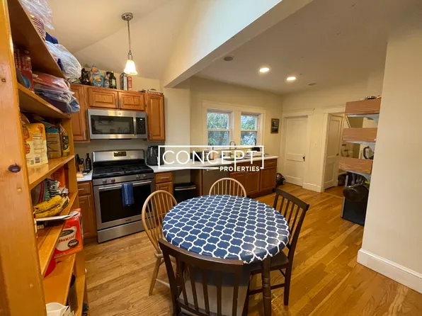 75 Gardena St #75, Brighton, MA 02135