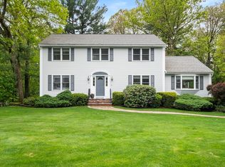 22 Windemere Dr, Andover, MA 01810