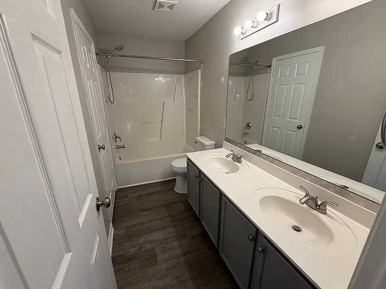 1047 Oak Blossom Way — Photo 13