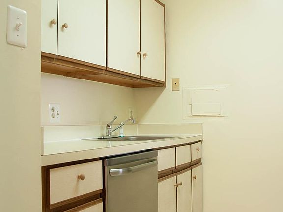 Kitchen area (1)