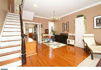 5th image of 2443 Grays Ferry Ave