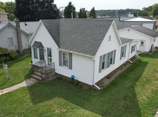 1017 Division St, Decorah, IA 52101