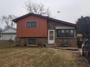 409 Oak Ave, Wood Dale, IL