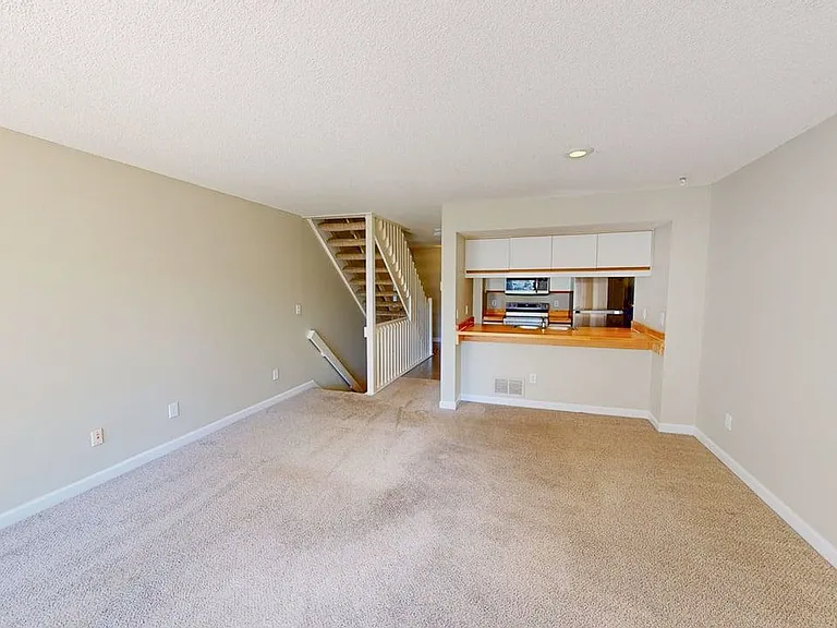 2059 Coleman Dr — Photo 11