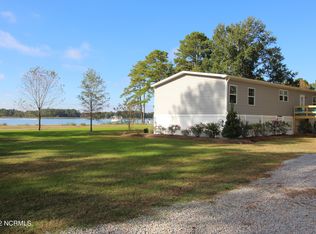 360 Bond Creek Rd, Aurora, NC 27806