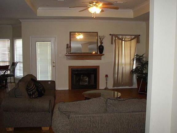 2nd image of 101 Curry Creek Ct