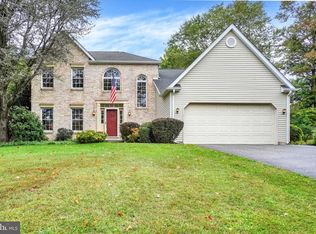 142 Hershey Cir, Stewartstown, PA 17363