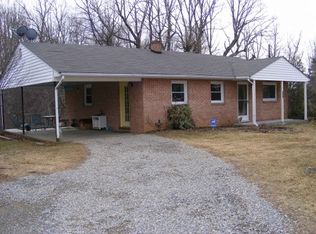 343 Barberry Rd SE, Floyd, VA 24091