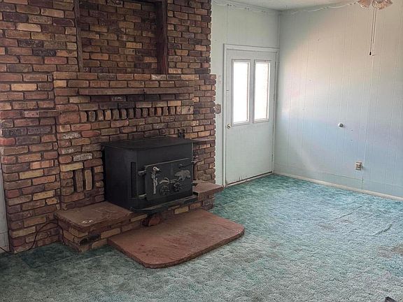 2nd image of 517 W Center St