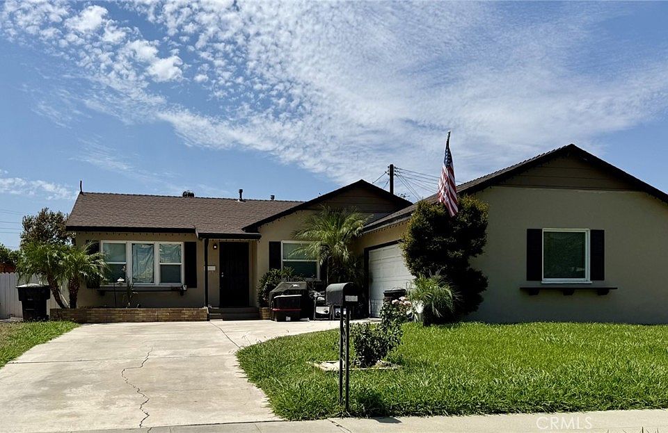 1st image of 3946 Shelby Dr
