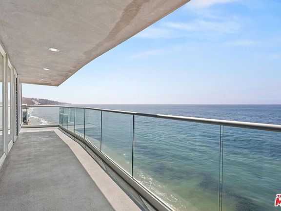 2nd image of 26060 Pacific Coast Hwy APT 2