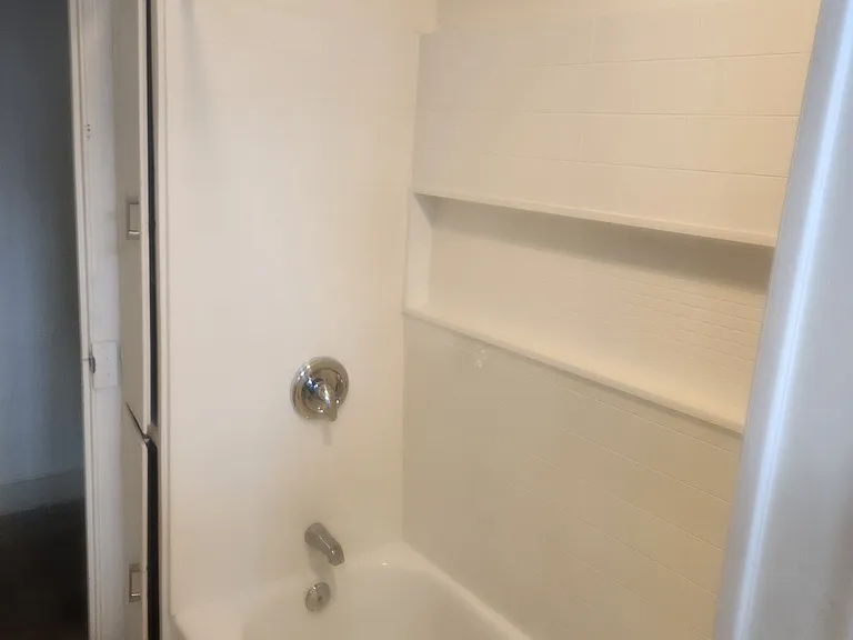 440 Walnut St — Photo 16