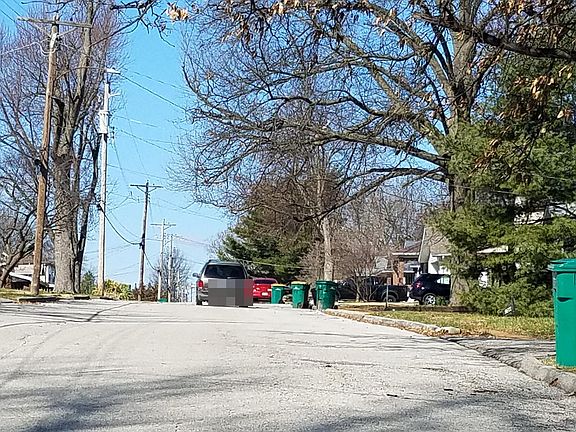 4th image of 8616 Argyle Ave