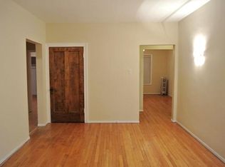 1607 W Byron St APT 1E, Chicago, IL 60613