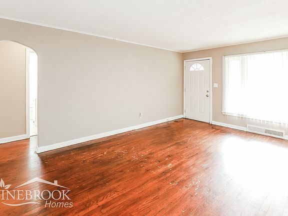 3rd image of 1136 E 78th St