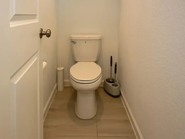 3057 Pensacola Dr — Photo 15