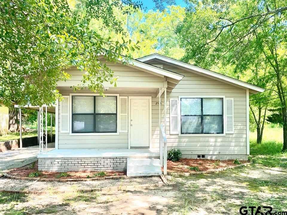 1st image of 2515 N Tenneha Ave