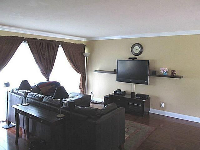 2nd image of 5362 Morrow Rd