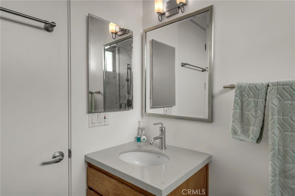 302 S Venice Blvd, Venice, CA - View 5