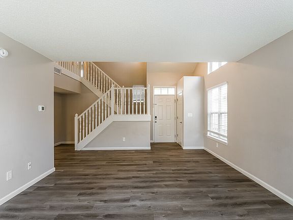 5th image of 10343 Kensil St