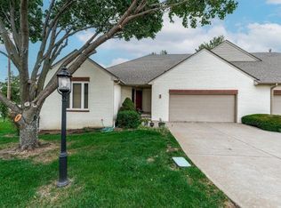 1770 Country Club Rd APT 11, El Dorado, KS 67042