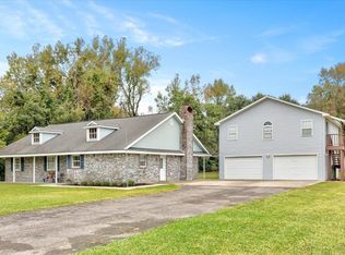 215 Gilmer St, Bridge City, TX 77611