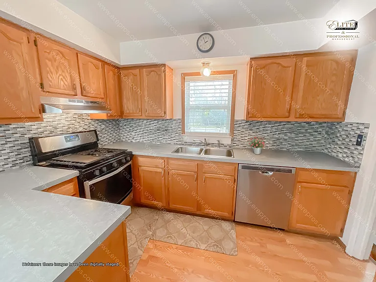 3320 E Genesee Ave — Photo 6
