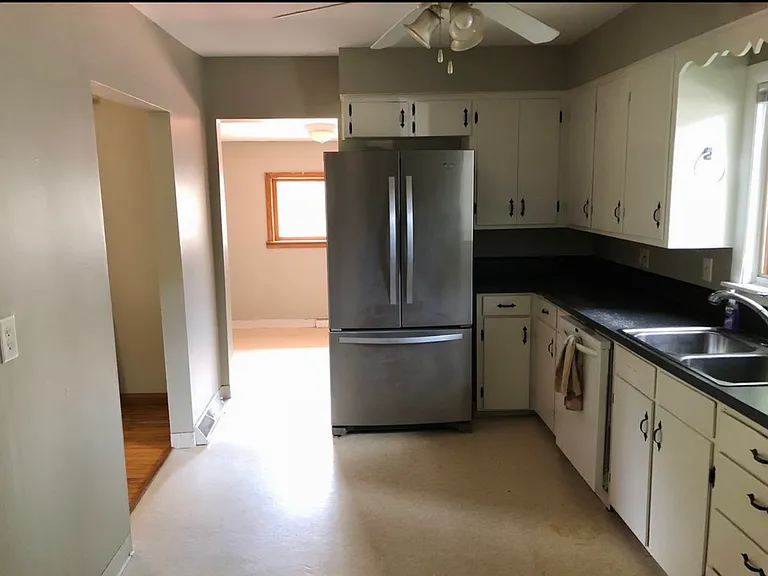 605 Fountain St — Photo 6