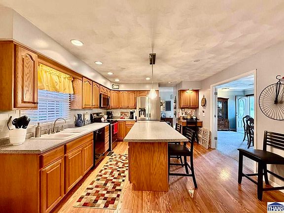 4th image of 9497 N Kimberly Dr