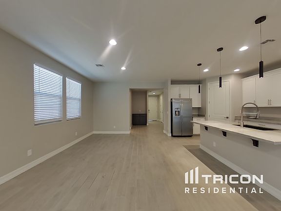 3rd image of 11298 N 186th Ln