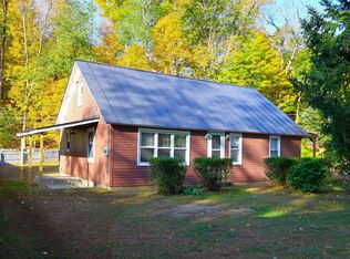 36 Evarts Rd, North Hartland, VT 05052