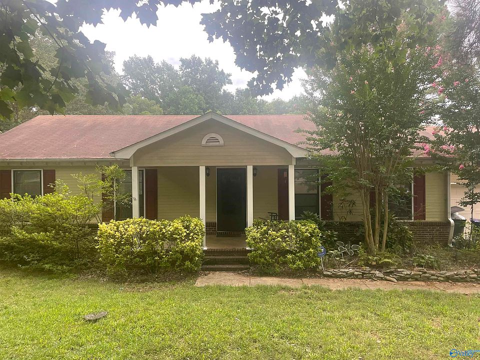 1st image of 792 Seina Vista Dr