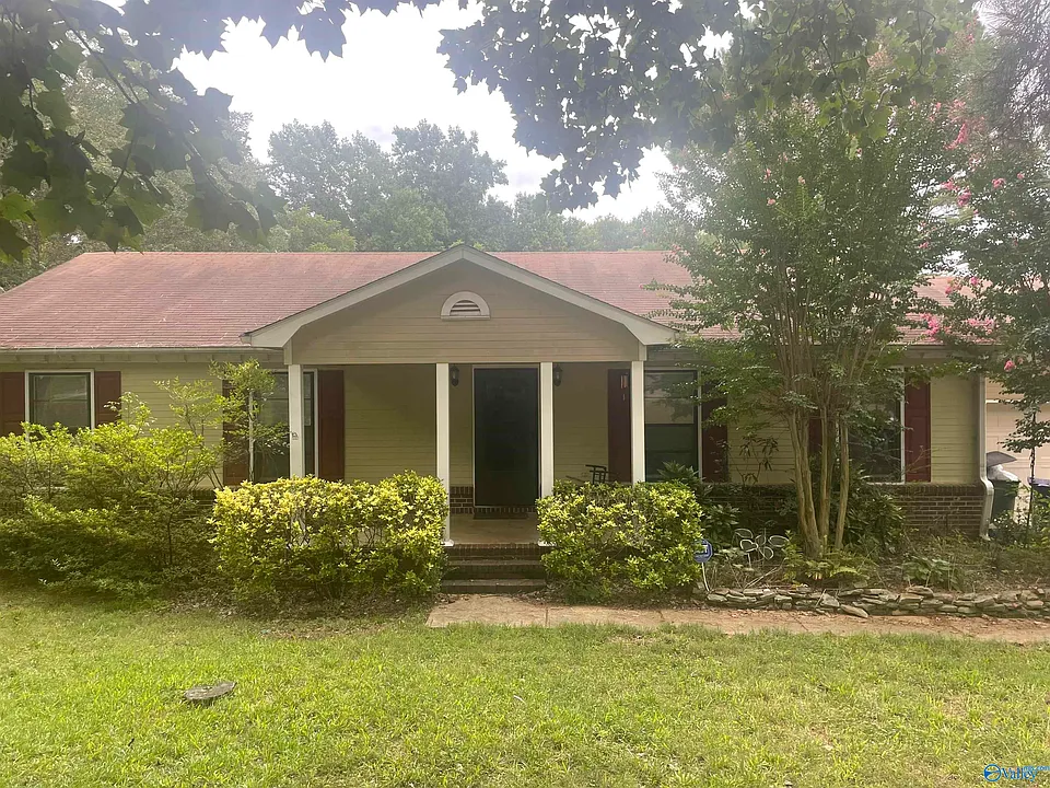 792 Seina Vista Dr