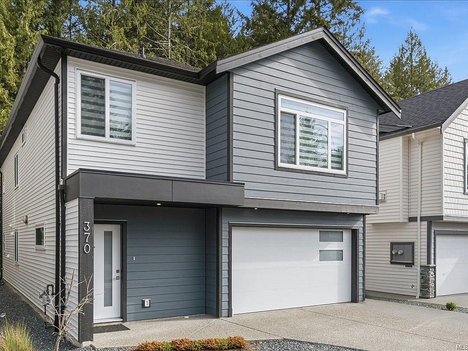 1st image of 370 Avaani Way