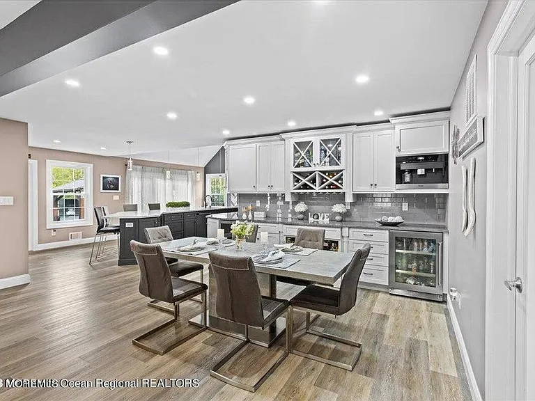5 Autumn Ave — Photo 3