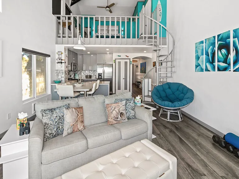 706 Ocean Lane — Photo 6