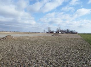 9948 Glaze Rd, New Holland, OH 43145