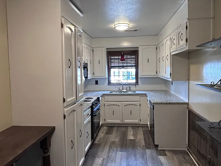 5107 Briarcliff Dr — Photo 6
