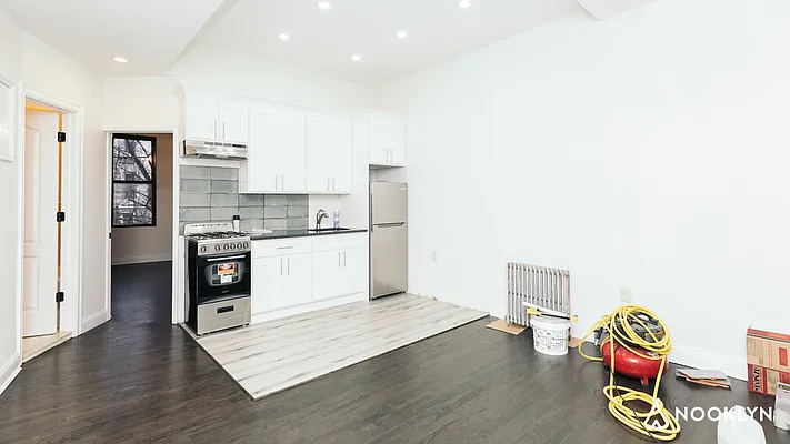 Rented by Nooklyn NYC LLC | media 13