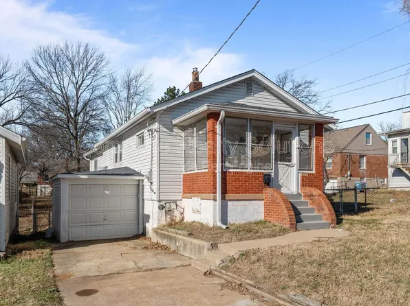 3007 Hilleman Ave, Saint Louis, MO 63114