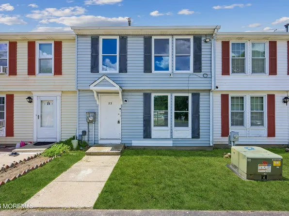 23 Theresa Court, Galloway, NJ 08205