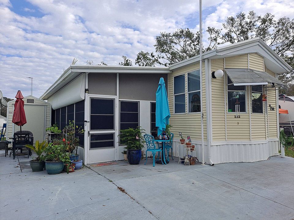 1st image of 5905 NE Cubitis Ave #222