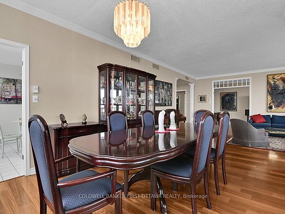 5th image of 1480 Riverside Dr #2702