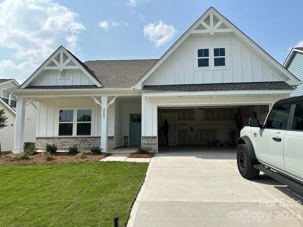 2040 Turnsberry Dr, Monroe, NC 28112