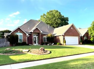 3805 Harrogate Dr, Norman, OK 73072