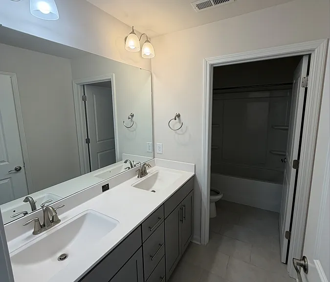 4251 Oakton Dr — Photo 69